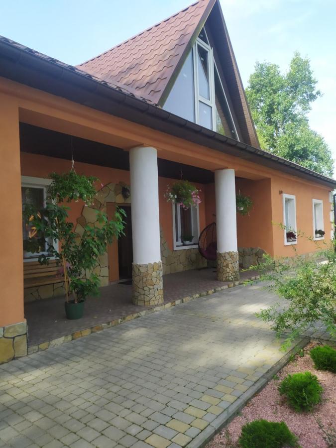 Білий Птах Hotel Svityaz' Buitenkant foto
