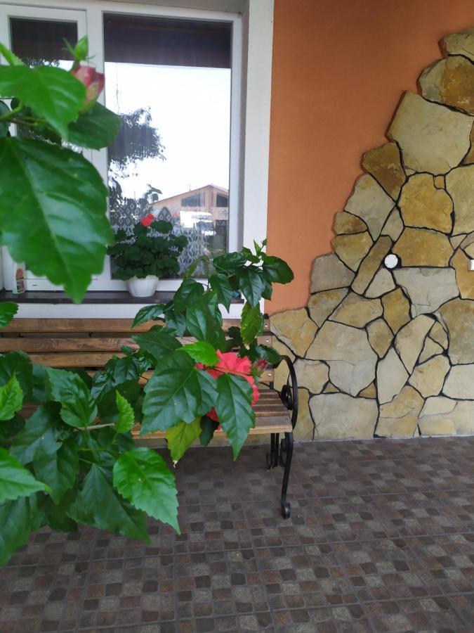 Білий Птах Hotel Svityaz' Buitenkant foto